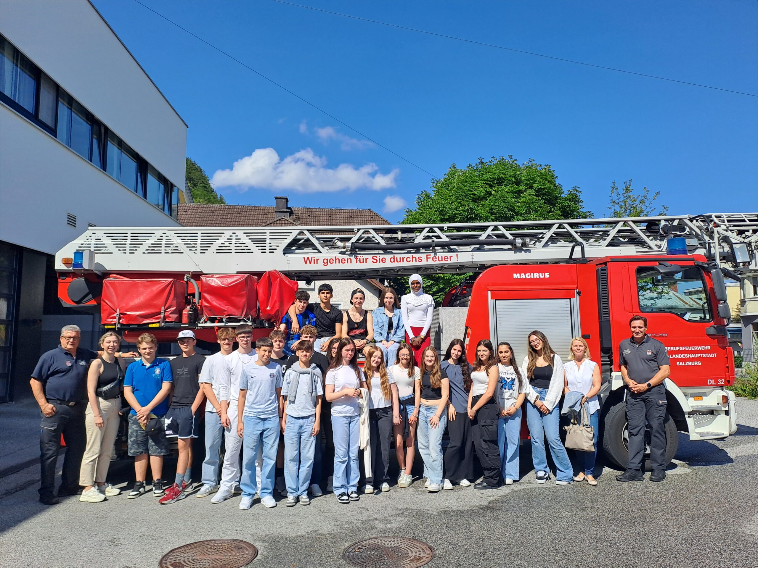 4a zu Gast bei der Feuerwehr